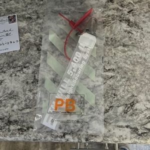 BNWT Off-white keychain!